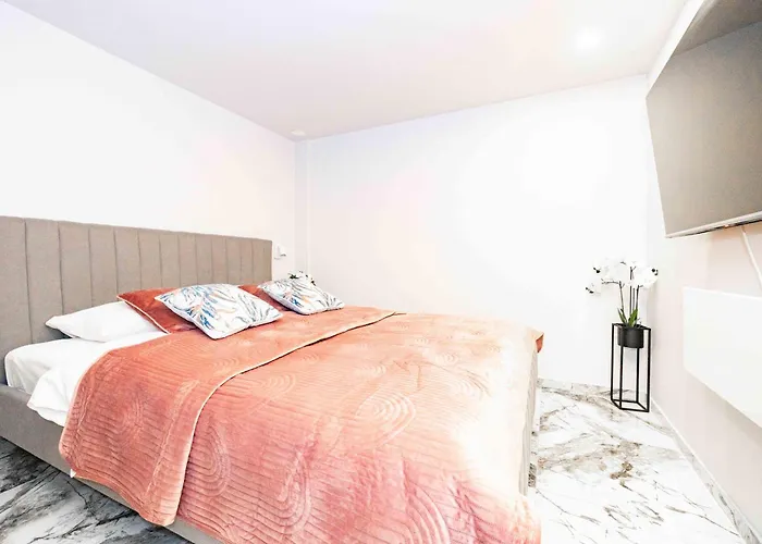 Apartment Oasis By The Sea, By Cohost *