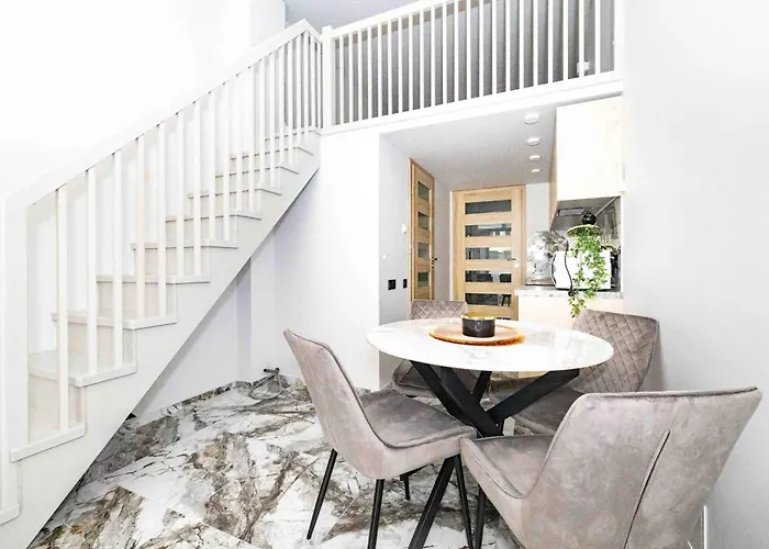 Apartment Oasis By The Sea, By Cohost *