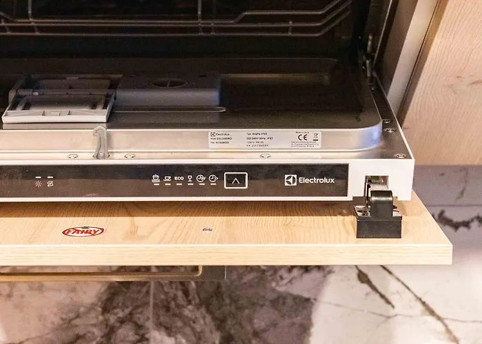 Apartment Oasis By The Sea, By Cohost